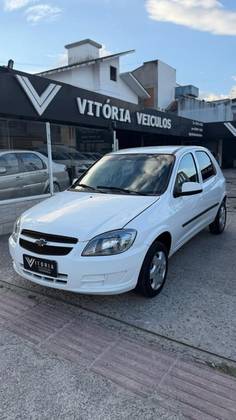 CHEVROLET CELTA 1.0 MPFI LT 8V FLEX 4P MANUAL CHEVROLET CELTA 1.0 MPFI LT 8V FLEX 4P MANUAL